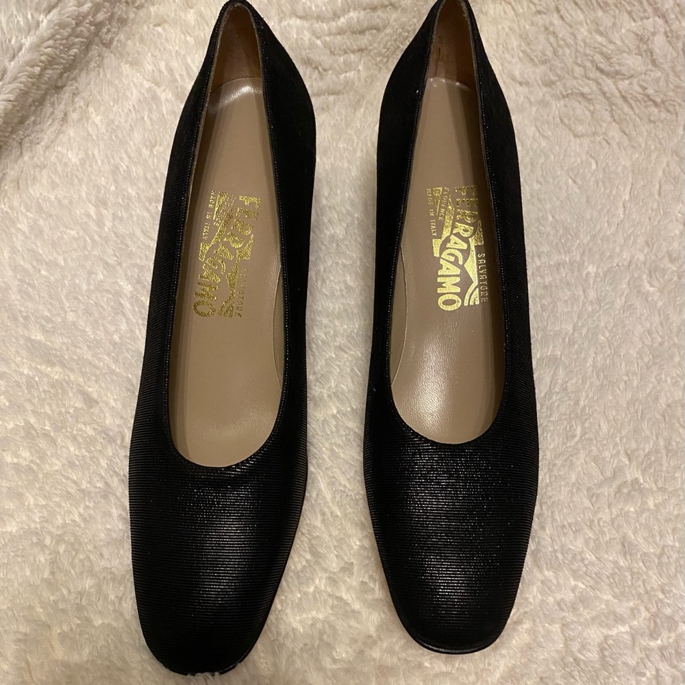 Salvatore Ferragamo round toe heels.
